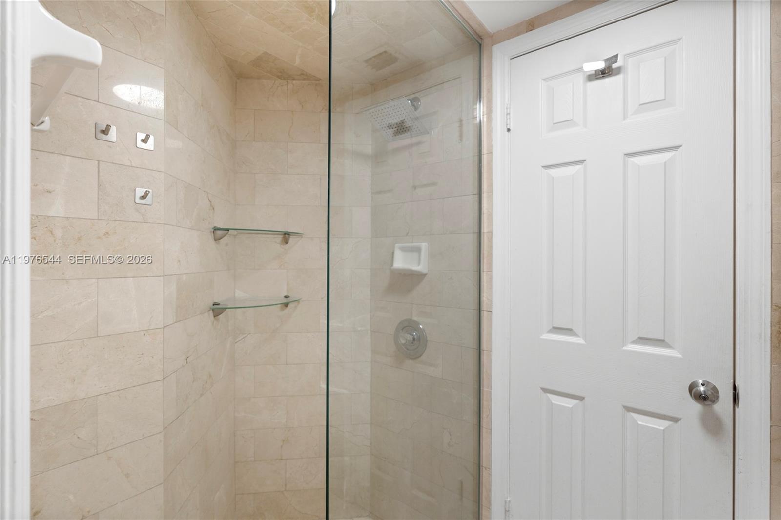 MAGNOLIA CONDO - Residential Lease