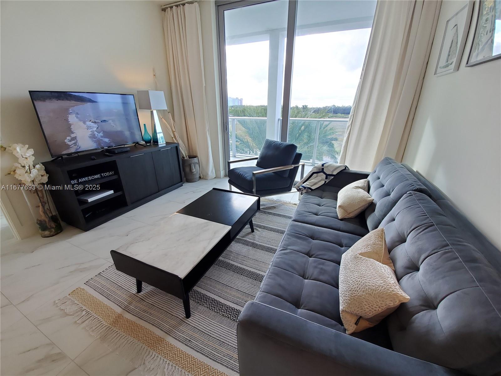 METROPICA NORTH TOWER ONE - Residential