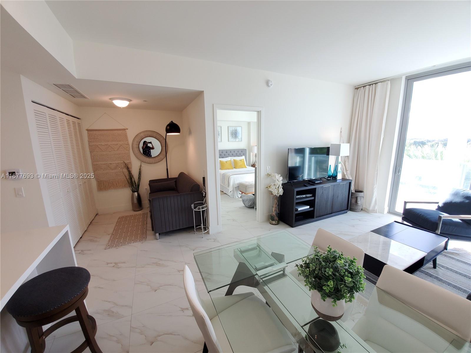 METROPICA NORTH TOWER ONE - Residential