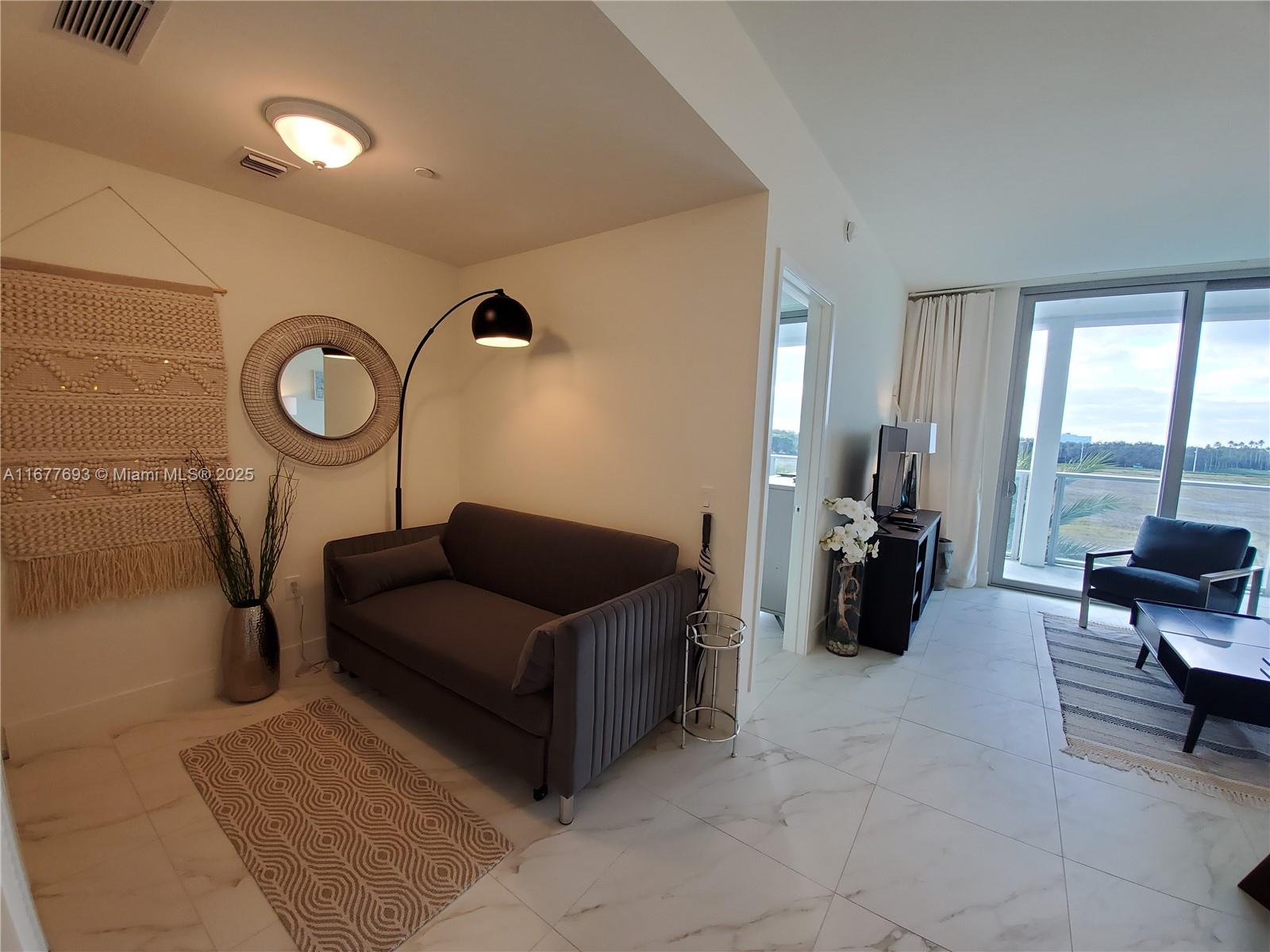 METROPICA NORTH TOWER ONE - Residential