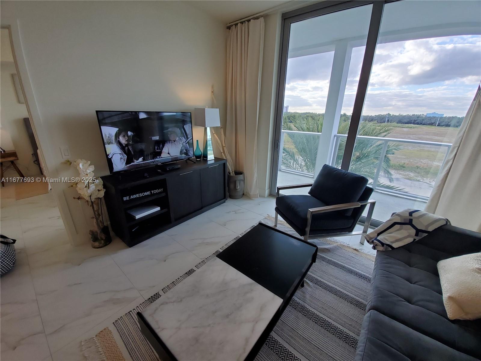 METROPICA NORTH TOWER ONE - Residential