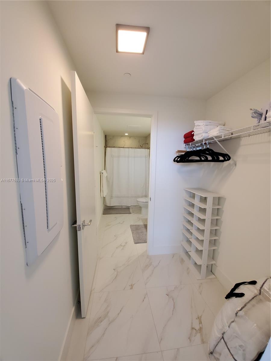 METROPICA NORTH TOWER ONE - Residential