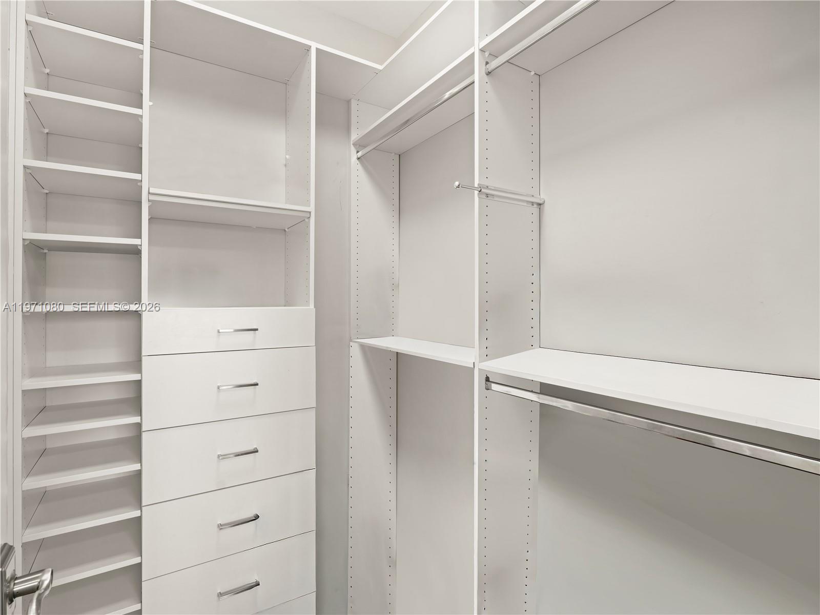 POMPANO ISLES SEC - Residential