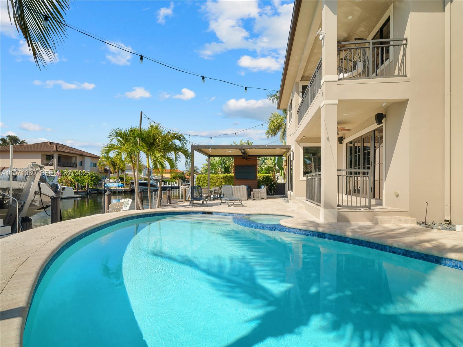 POMPANO ISLES SEC - Residential