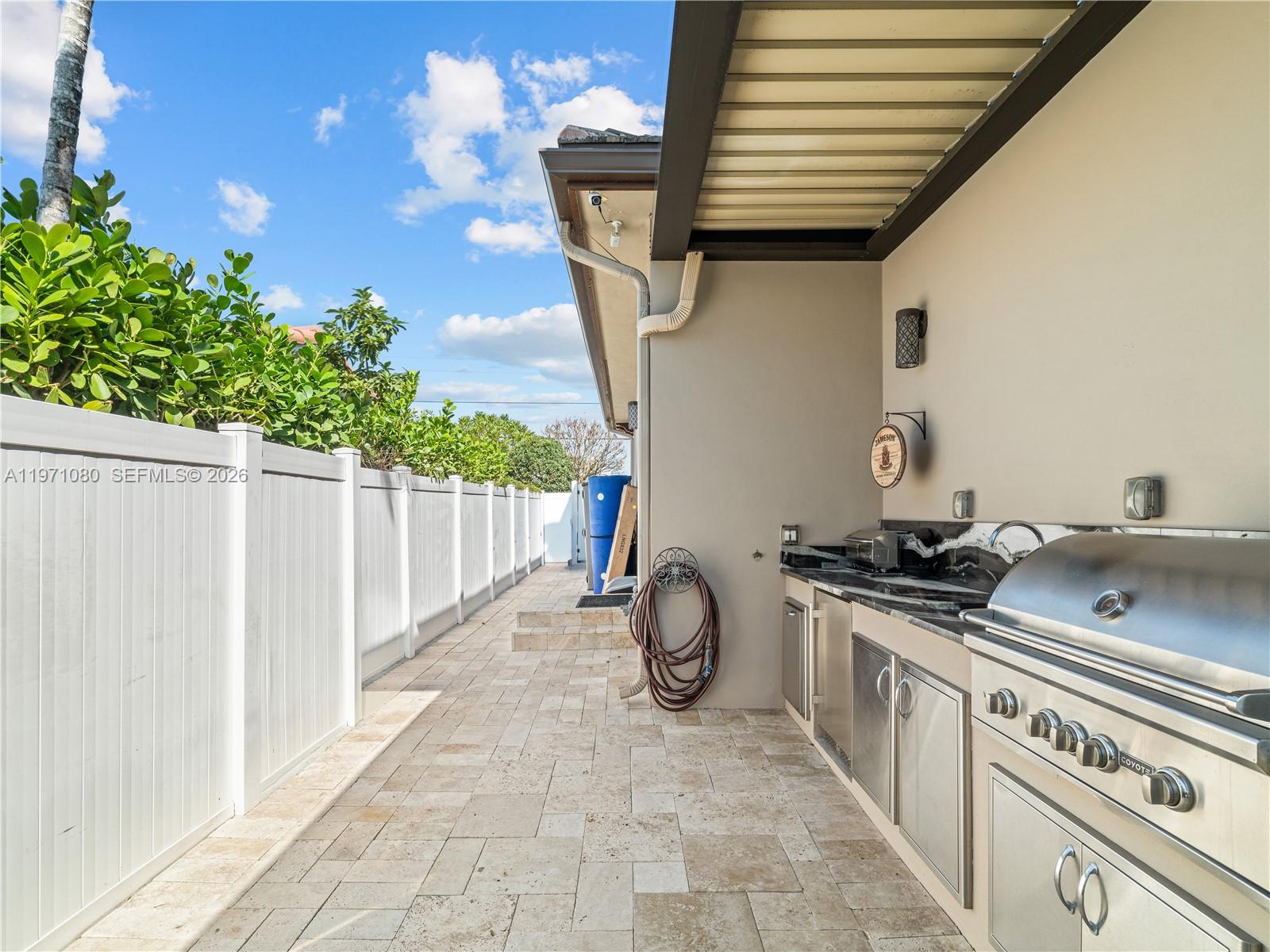 POMPANO ISLES SEC - Residential