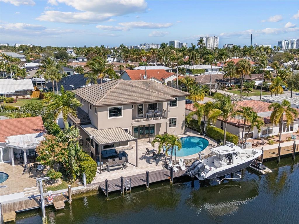 Photo of 2512 SE 9th St, Pompano Beach, FL 33062 (MLS # A11971080)