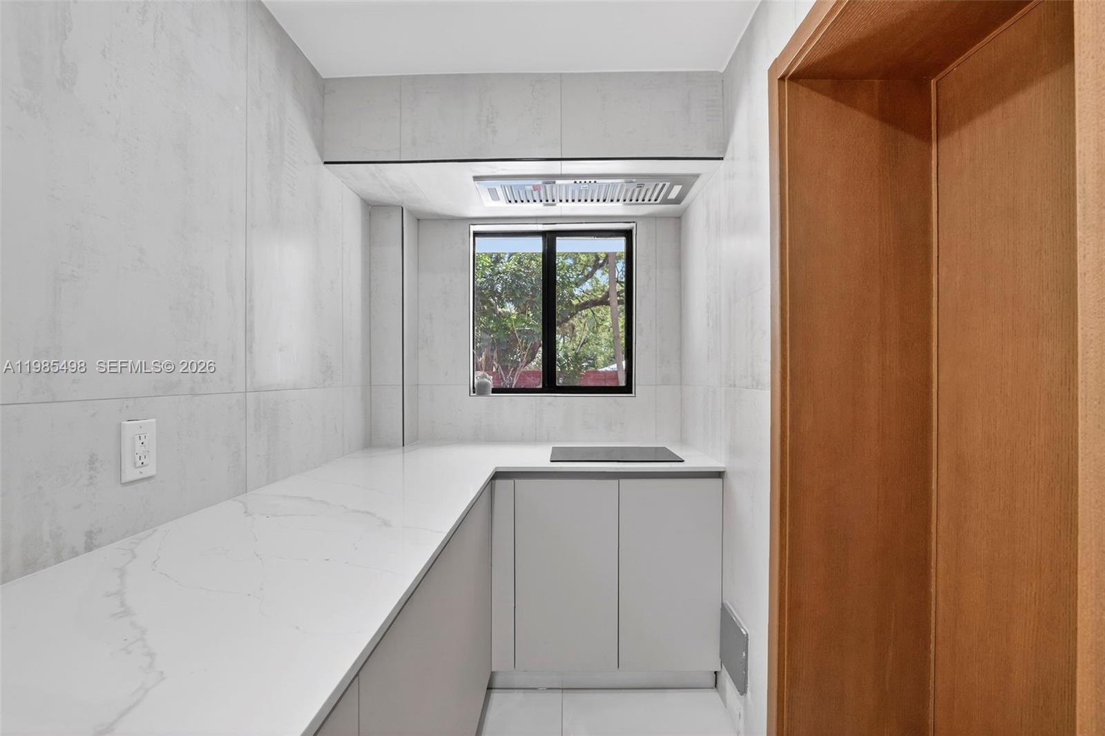 RIVERLAND MANORS - Residential Lease