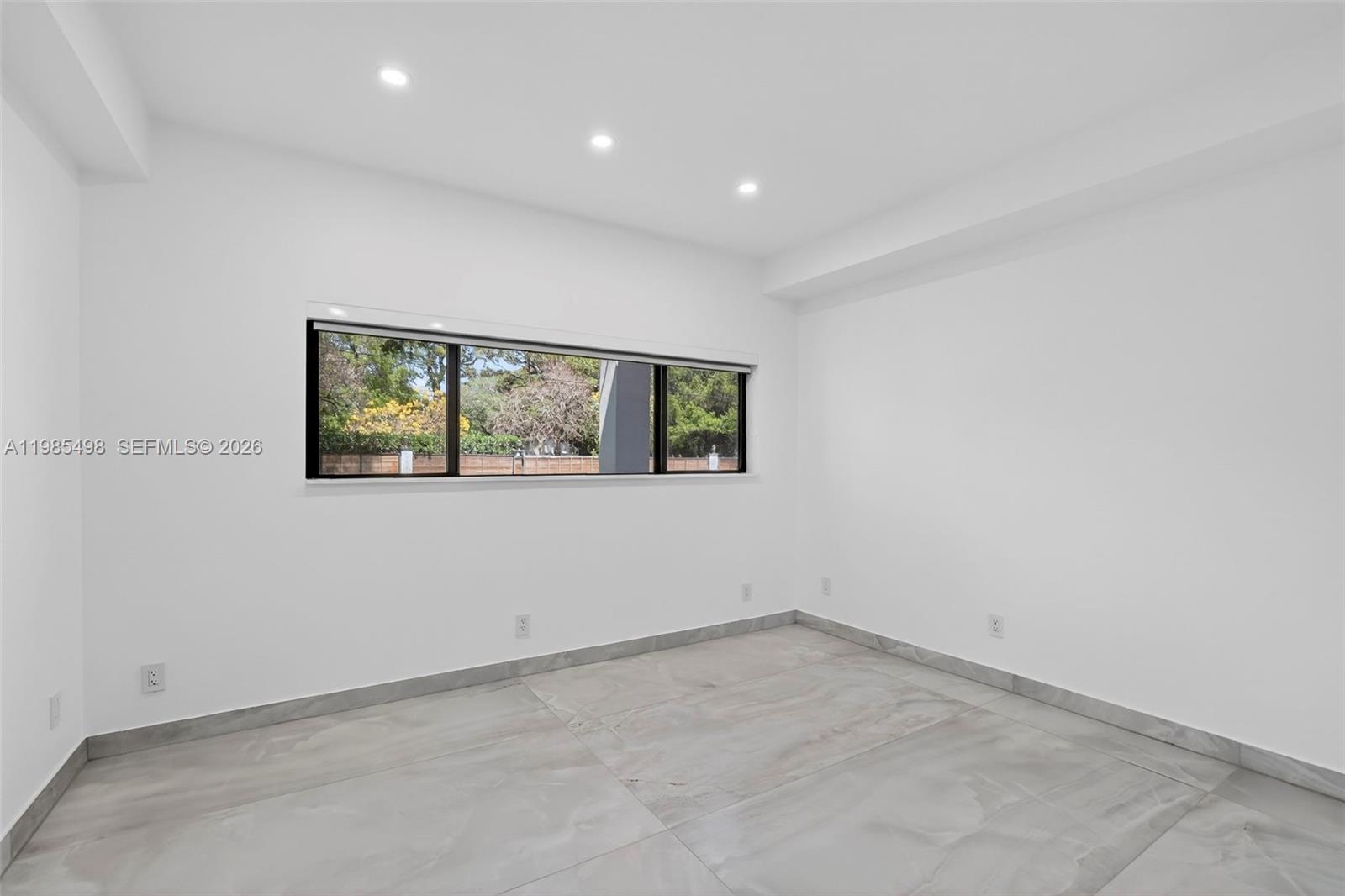 RIVERLAND MANORS - Residential Lease