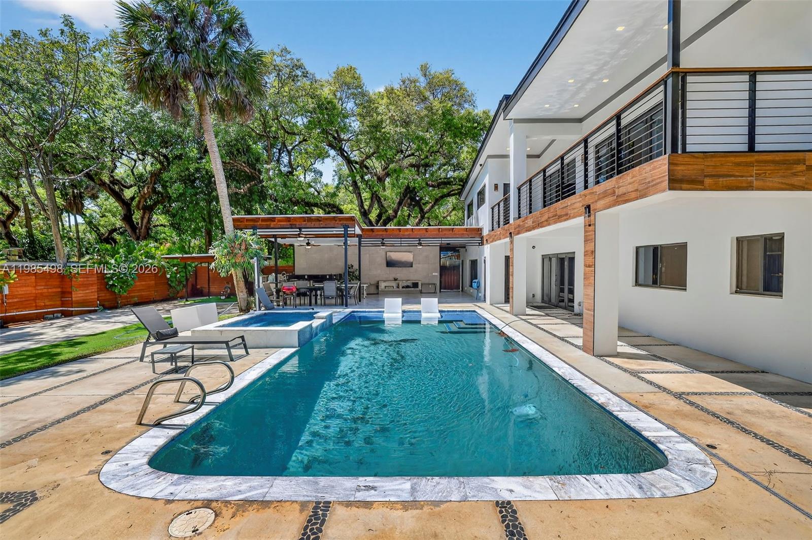 RIVERLAND MANORS - Residential Lease