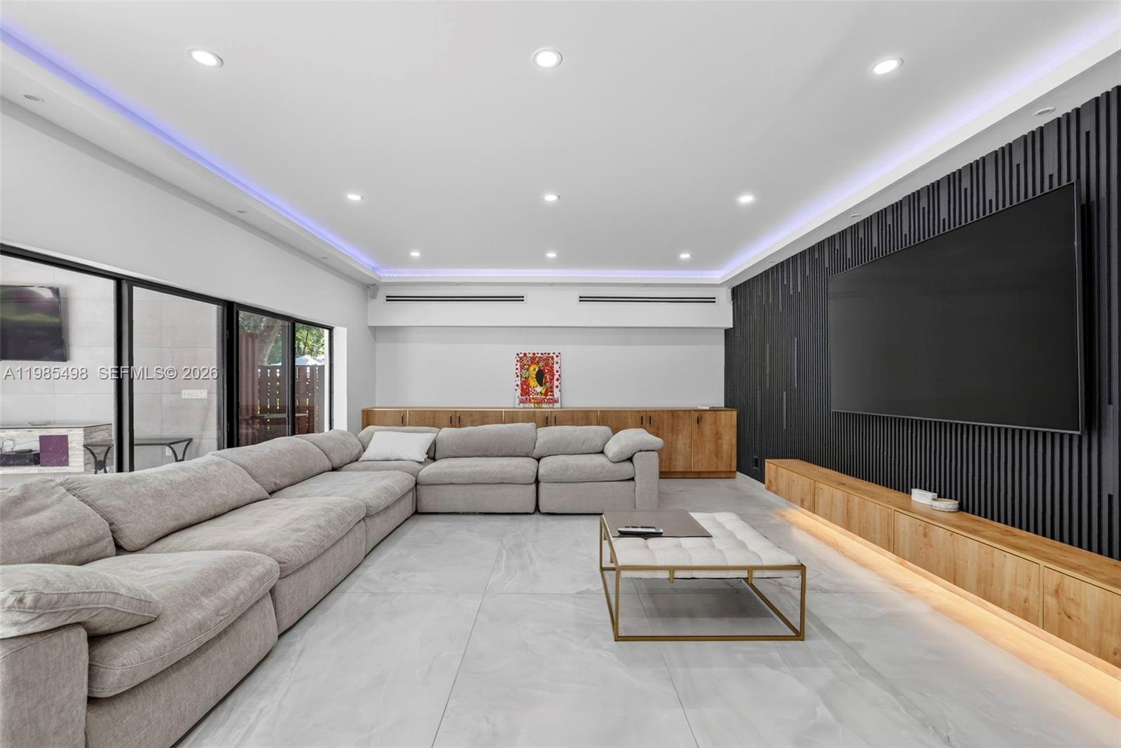 RIVERLAND MANORS - Residential Lease