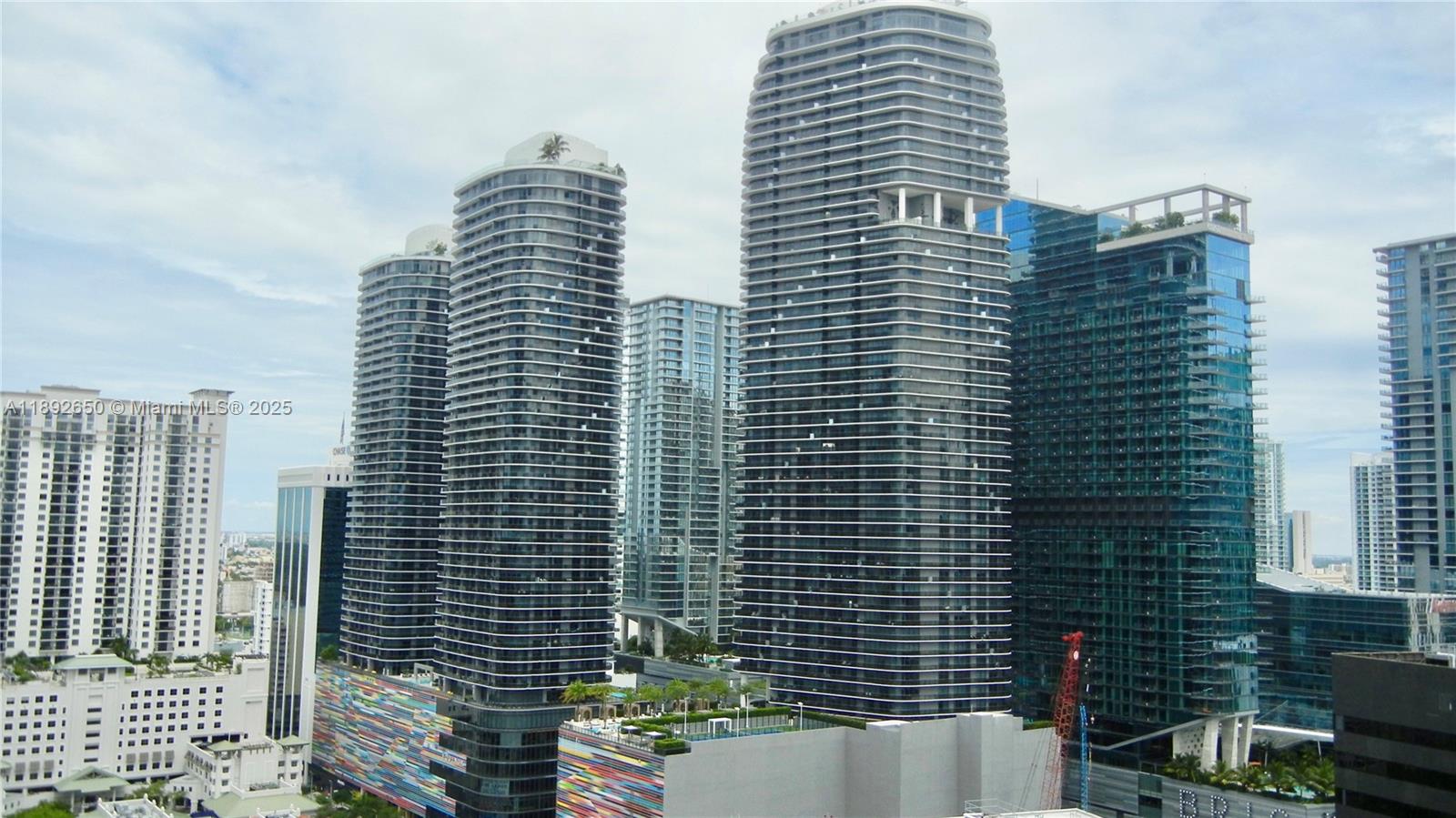 THE PLAZA ON BRICKELL - Residential Lease