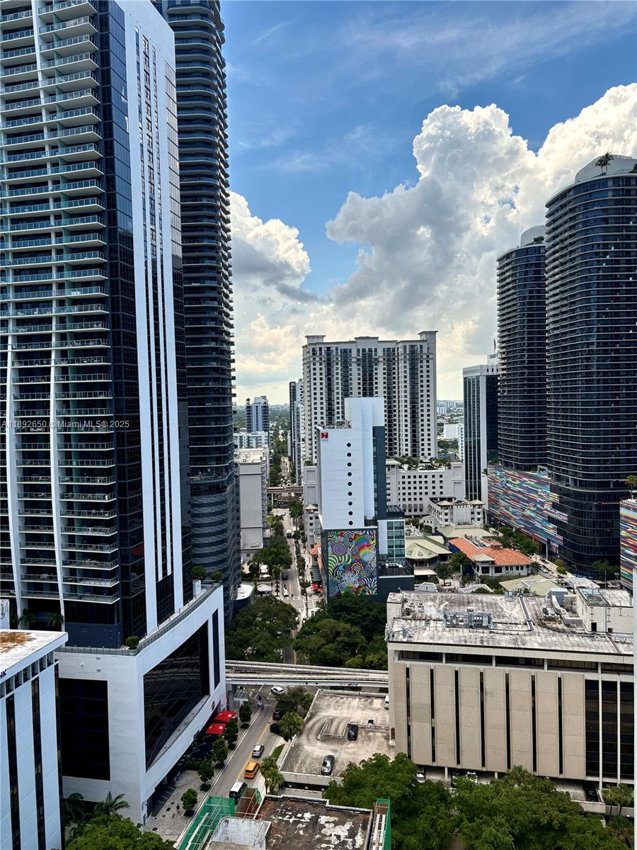 THE PLAZA ON BRICKELL - Residential Lease