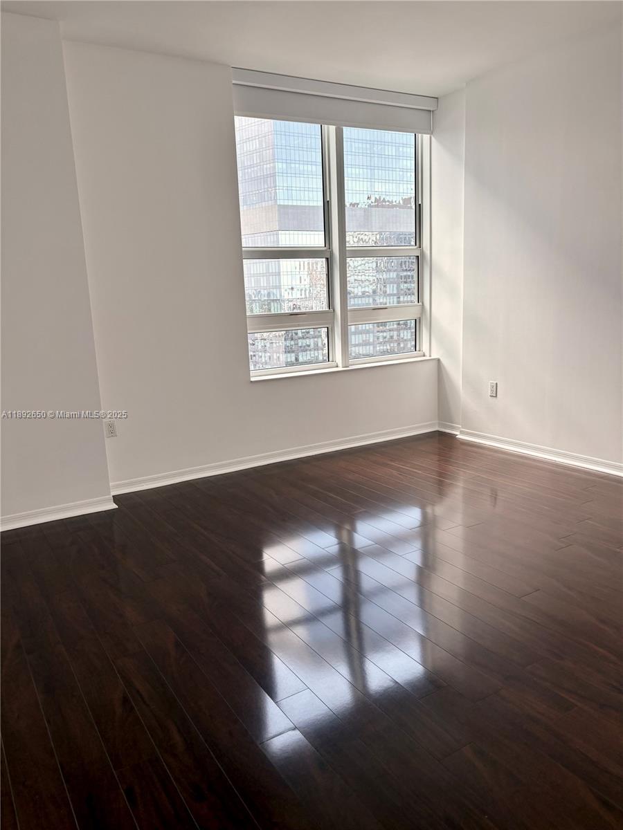 THE PLAZA ON BRICKELL - Residential Lease