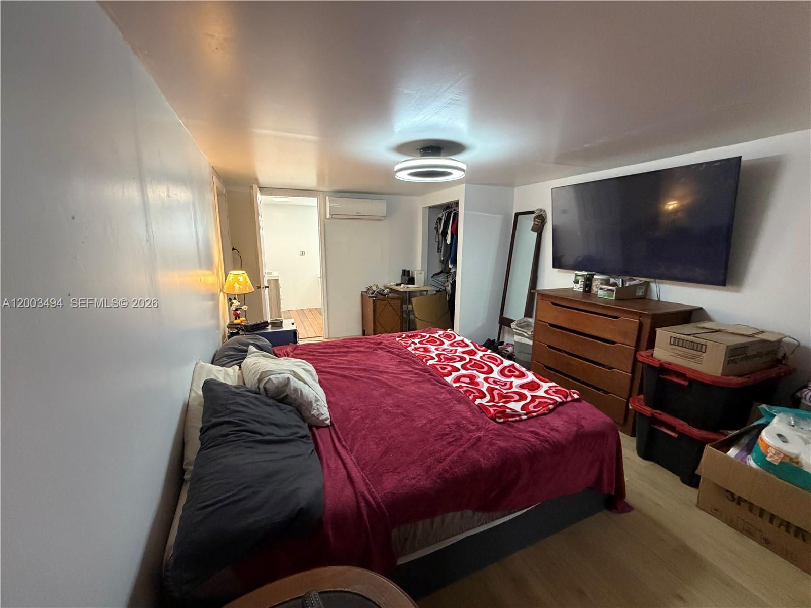 RAVENSWOOD ESTATES & MARI - Residential