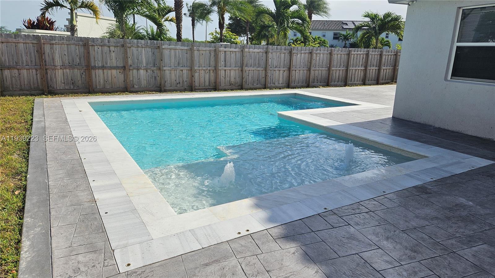 HOMESTEAD PARK OF COMMERC - Residential