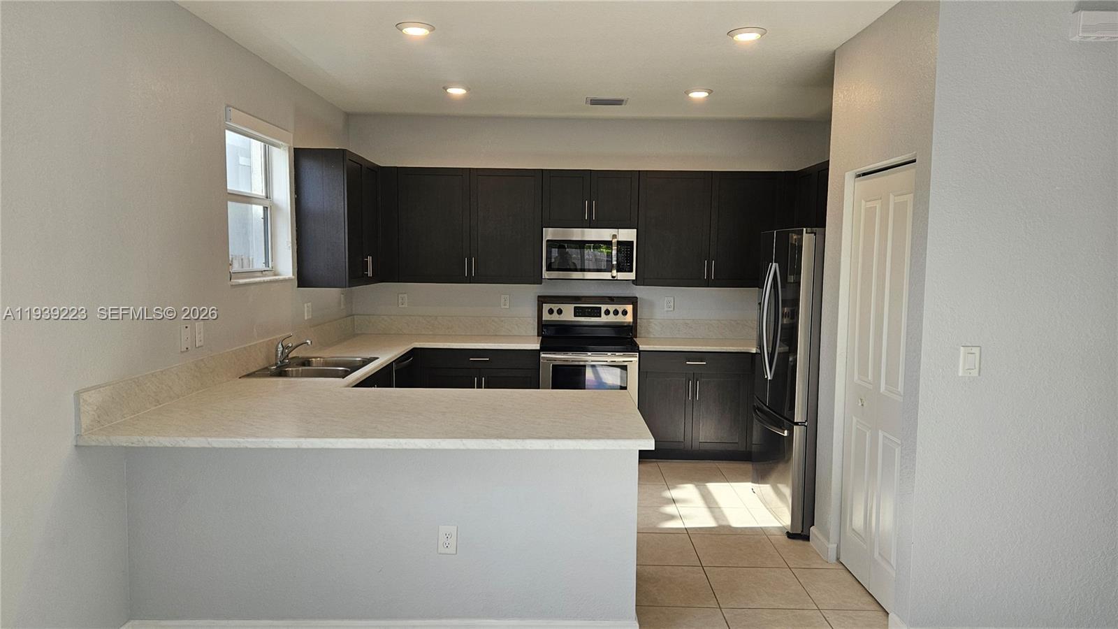 HOMESTEAD PARK OF COMMERC - Residential