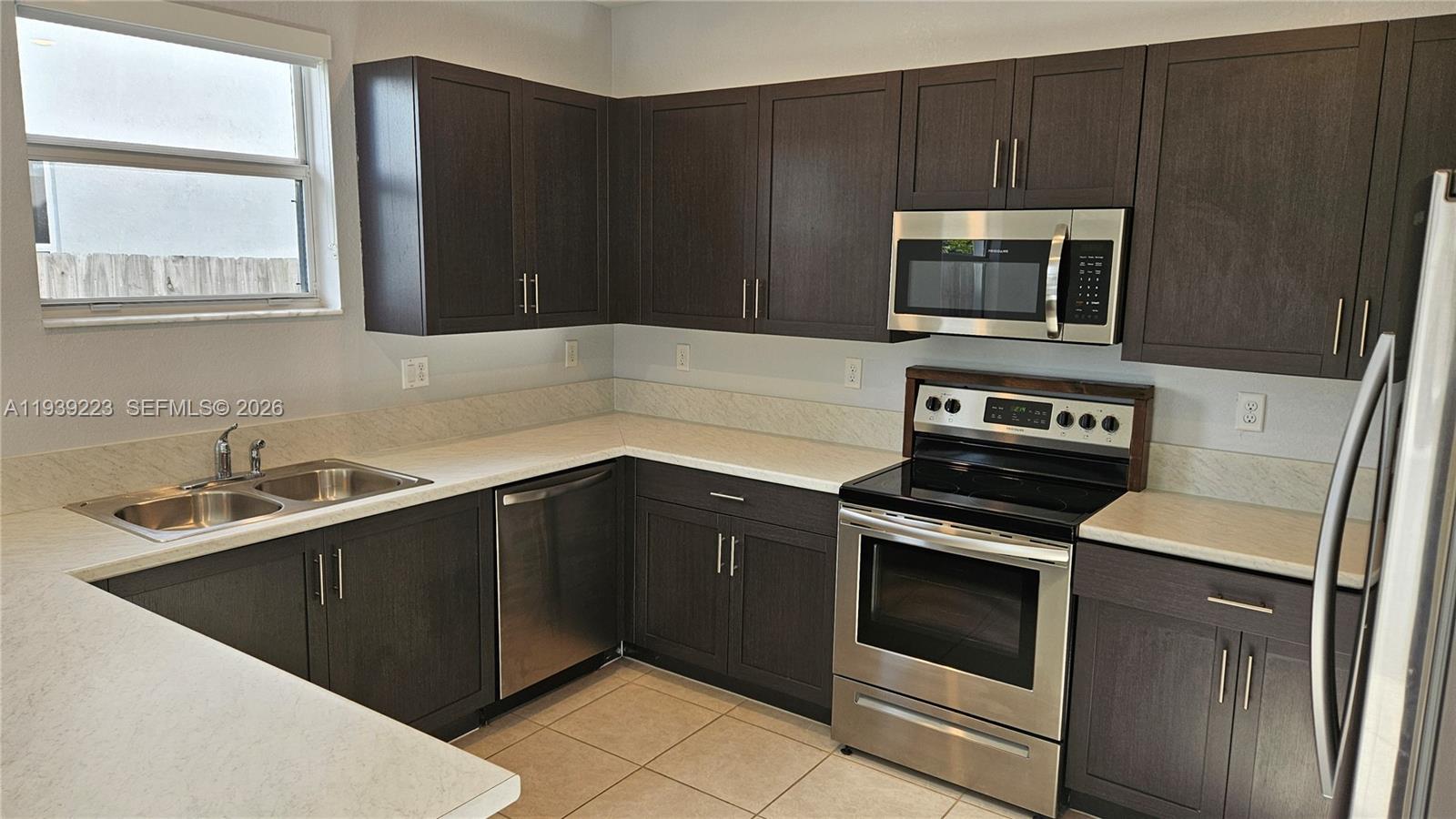 HOMESTEAD PARK OF COMMERC - Residential