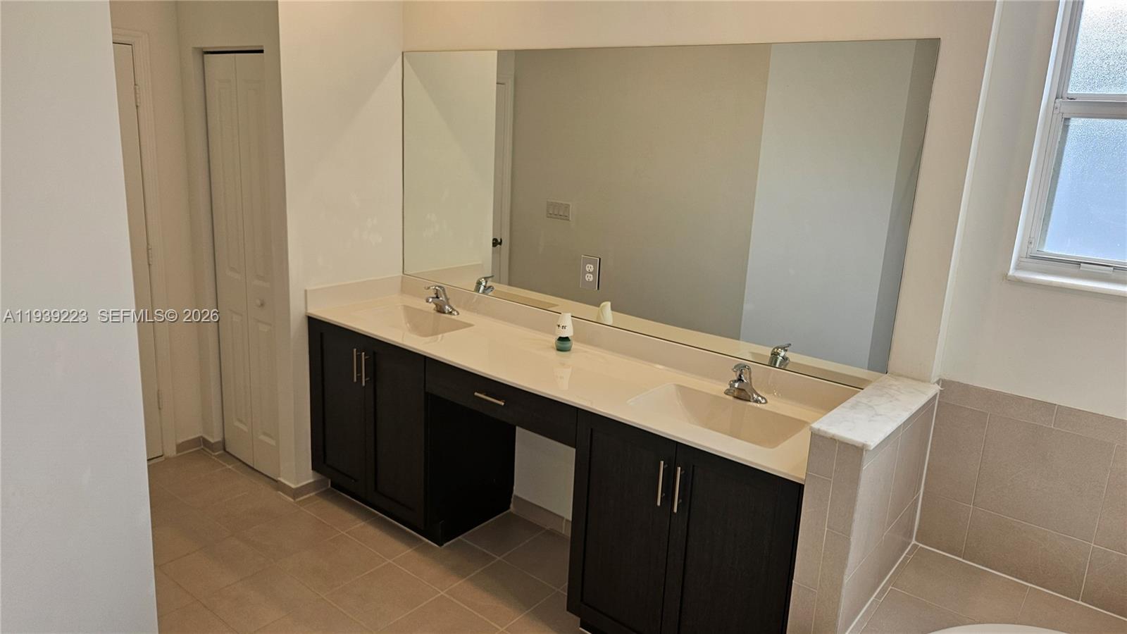 HOMESTEAD PARK OF COMMERC - Residential