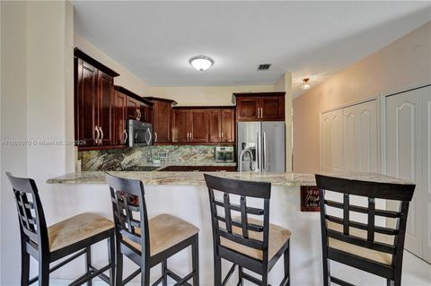 Townhouse in Miramar FL 3553 169th Ter Ter 15.jpg