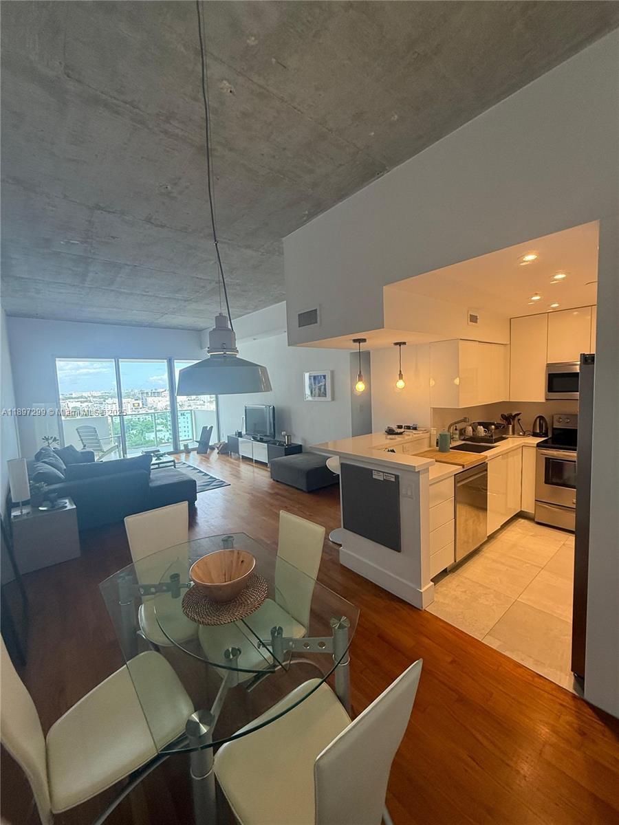 MIRADOR 1200 CONDO - Residential Lease