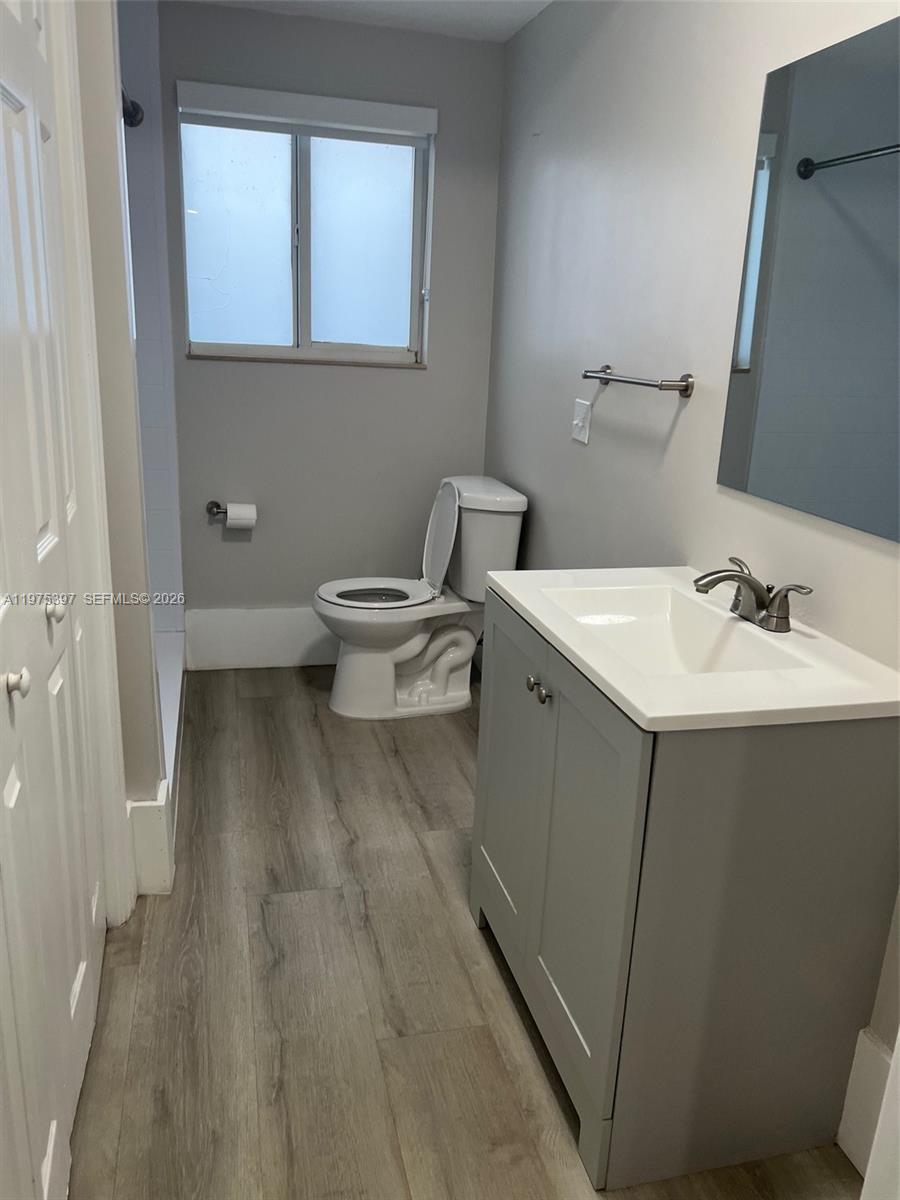 NORTH HOLLYWOOD - Residential Lease