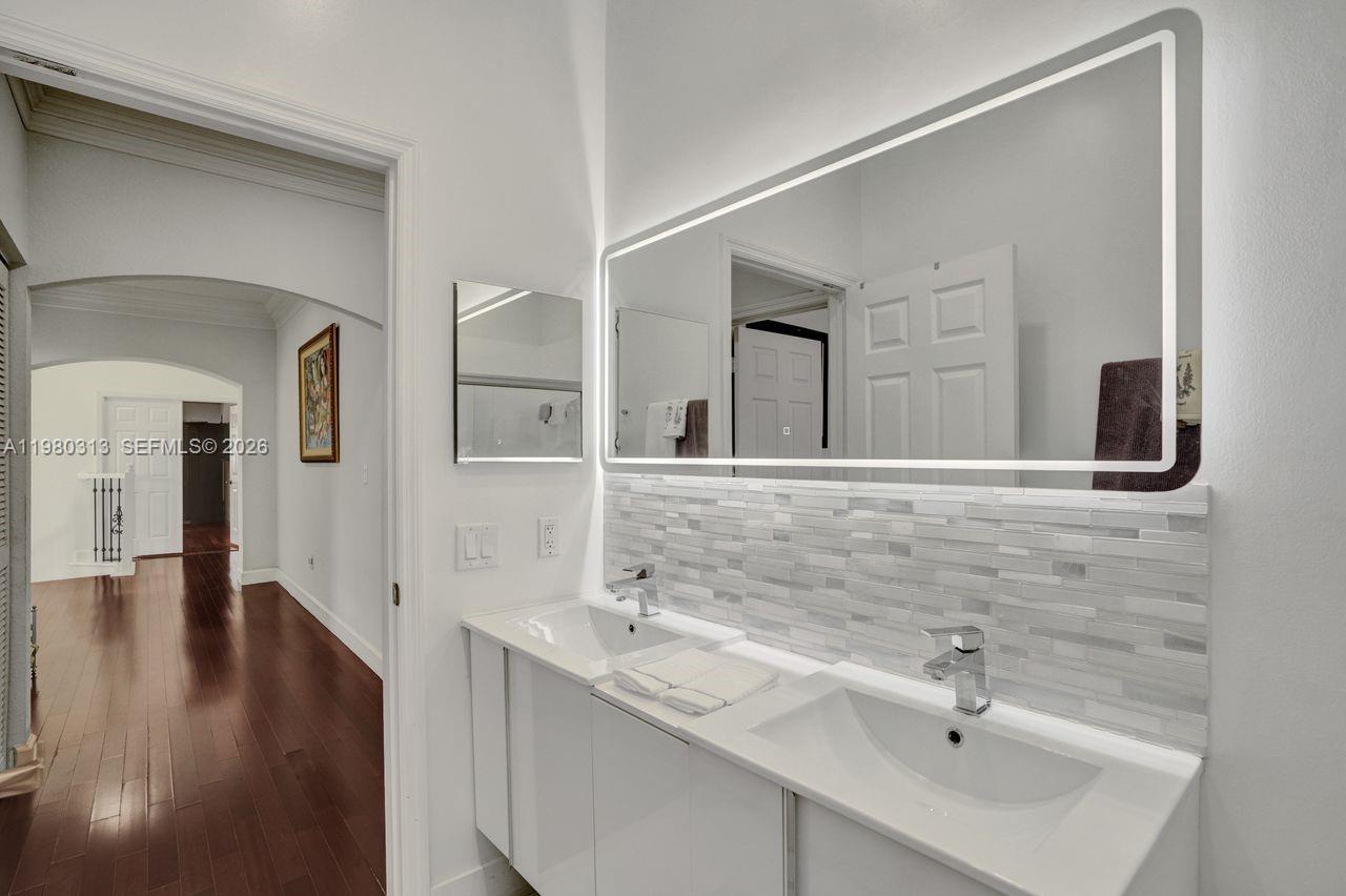 DORAL ISLES ST CROIX AMEN - Residential