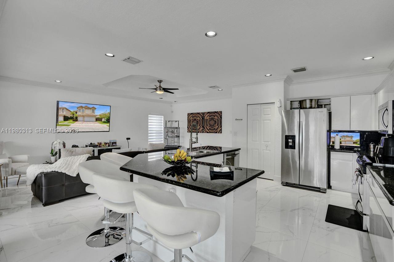 DORAL ISLES ST CROIX AMEN - Residential