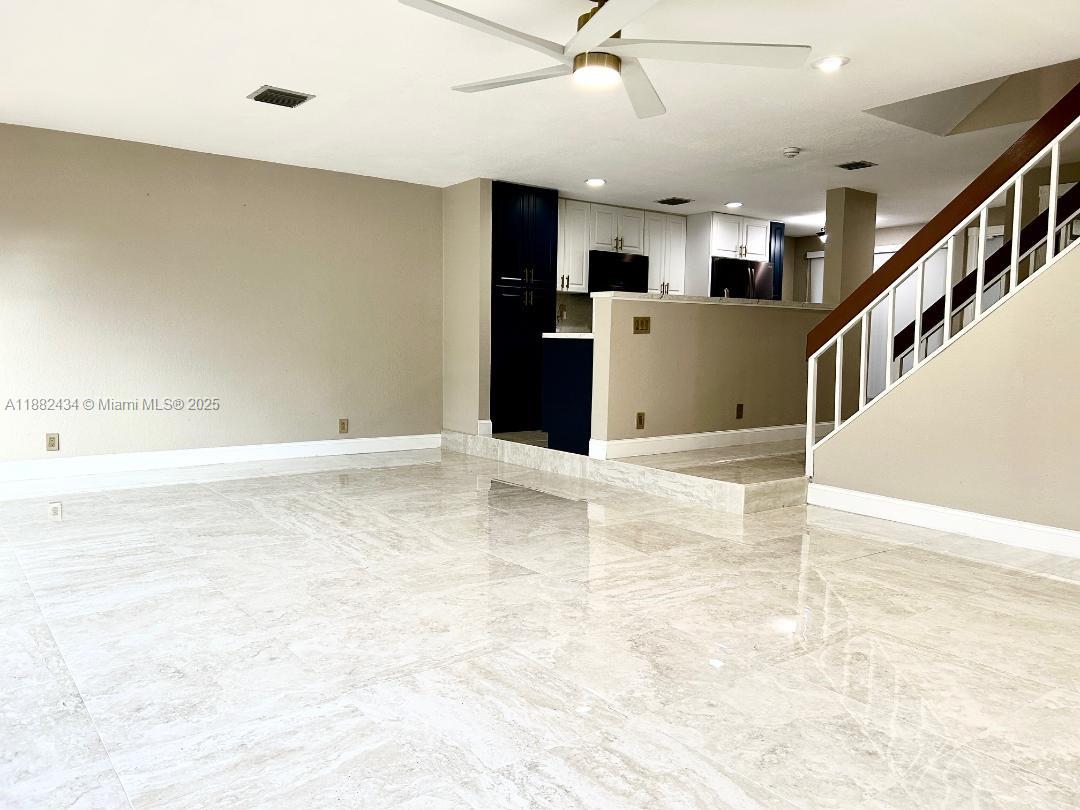 TOWNHOUSES AT JACARANDA C - Residential Lease