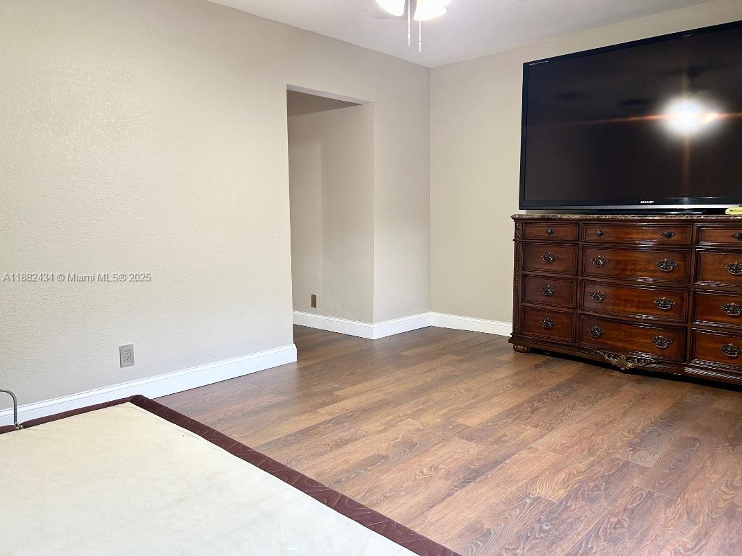 TOWNHOUSES AT JACARANDA C - Residential Lease