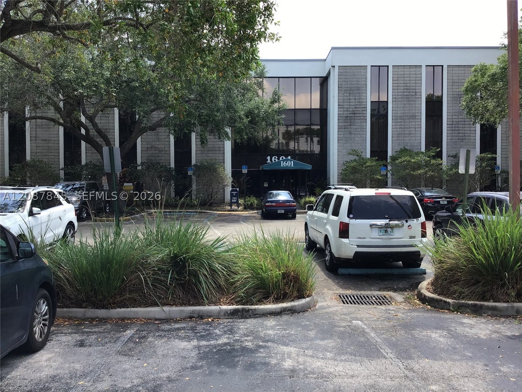Photo of 1601 N Palm Ave #101, Pembroke Pines, FL 33026 (MLS # A12087845)