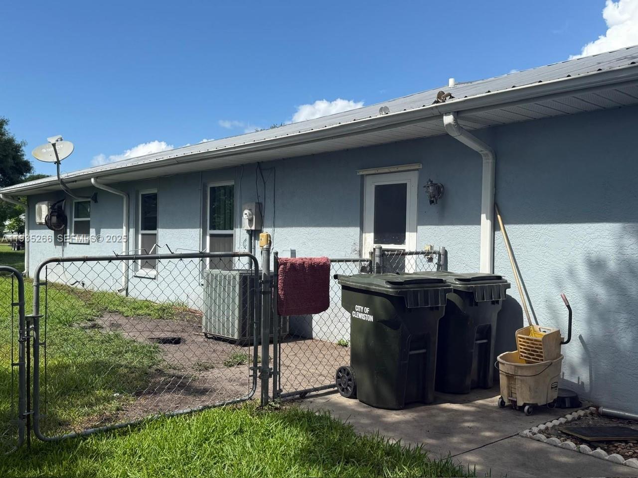 CLEWISTON - Residential