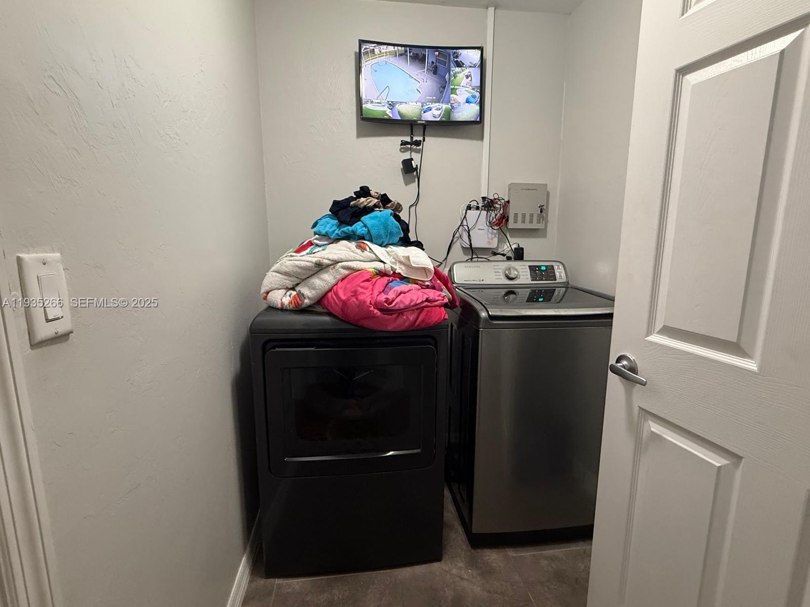 CLEWISTON - Residential