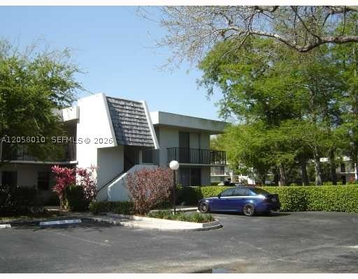 4000 N Cypress Dr