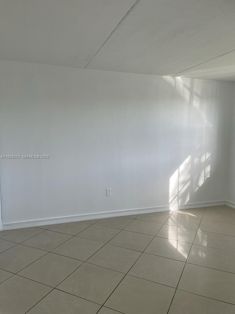 MIRASSOU CONDO - Residential Lease