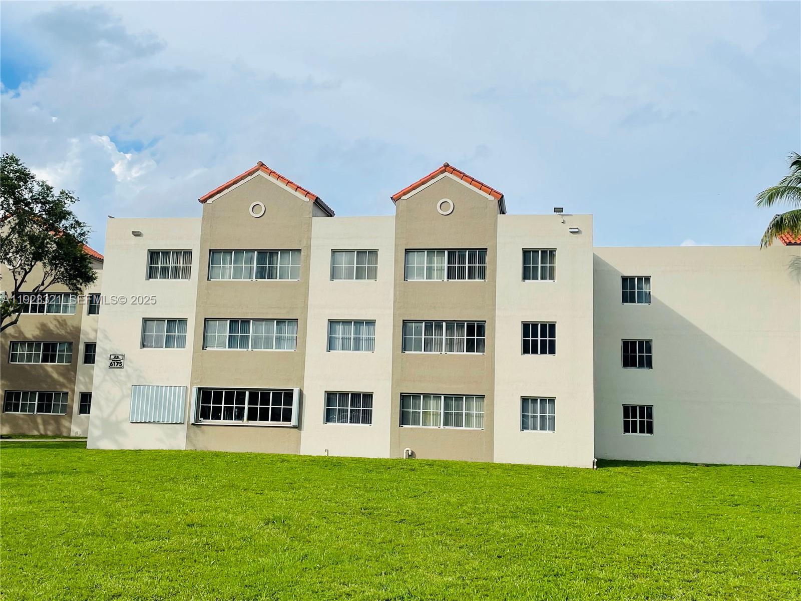 MIRASSOU CONDO - Residential Lease