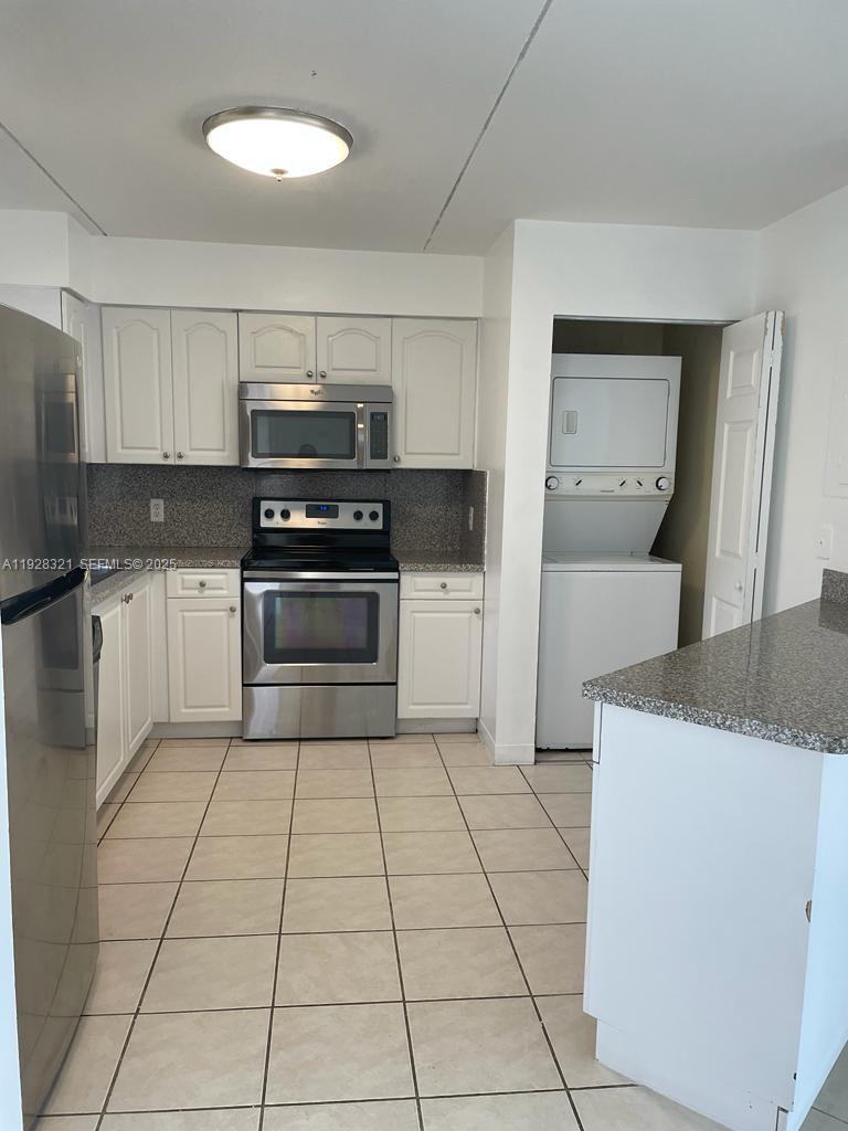 MIRASSOU CONDO - Residential Lease