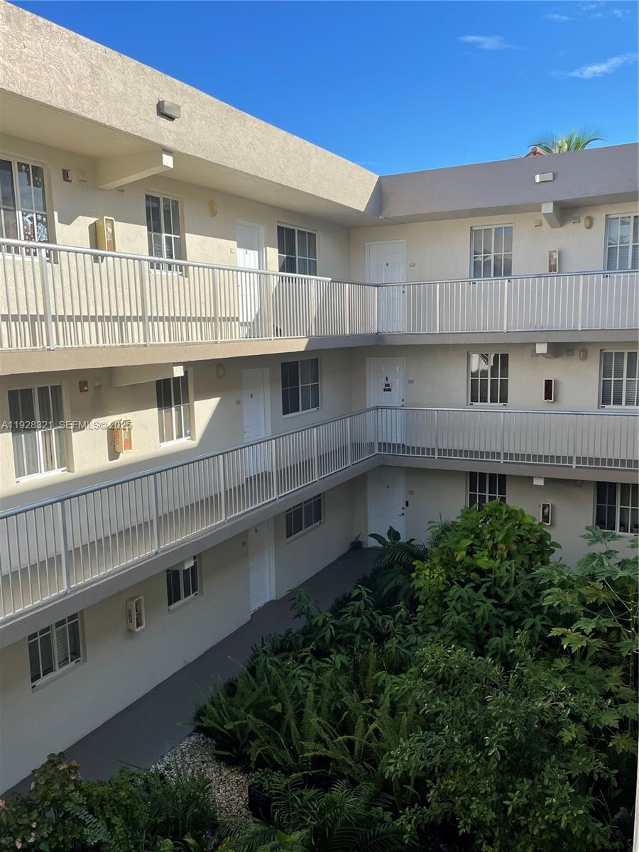 MIRASSOU CONDO - Residential Lease
