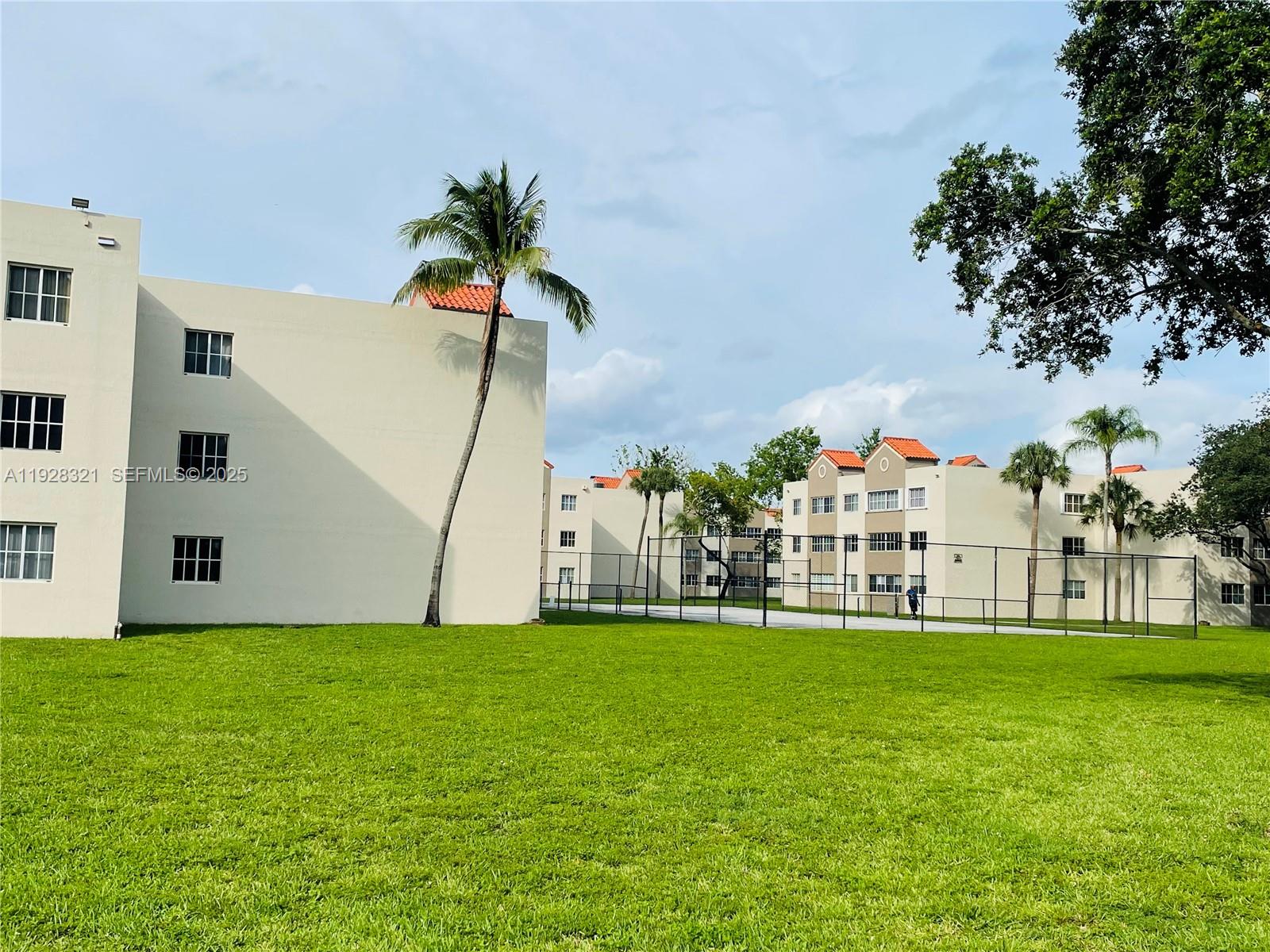 MIRASSOU CONDO - Residential Lease