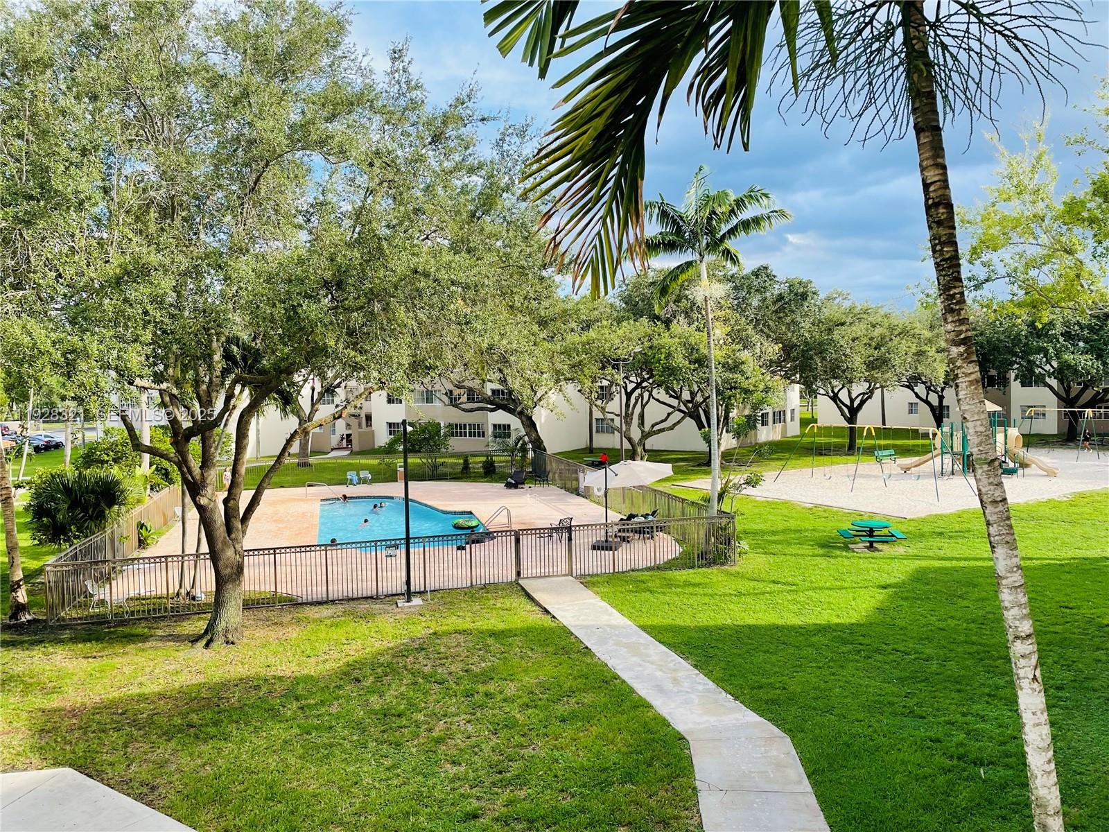 MIRASSOU CONDO - Residential Lease