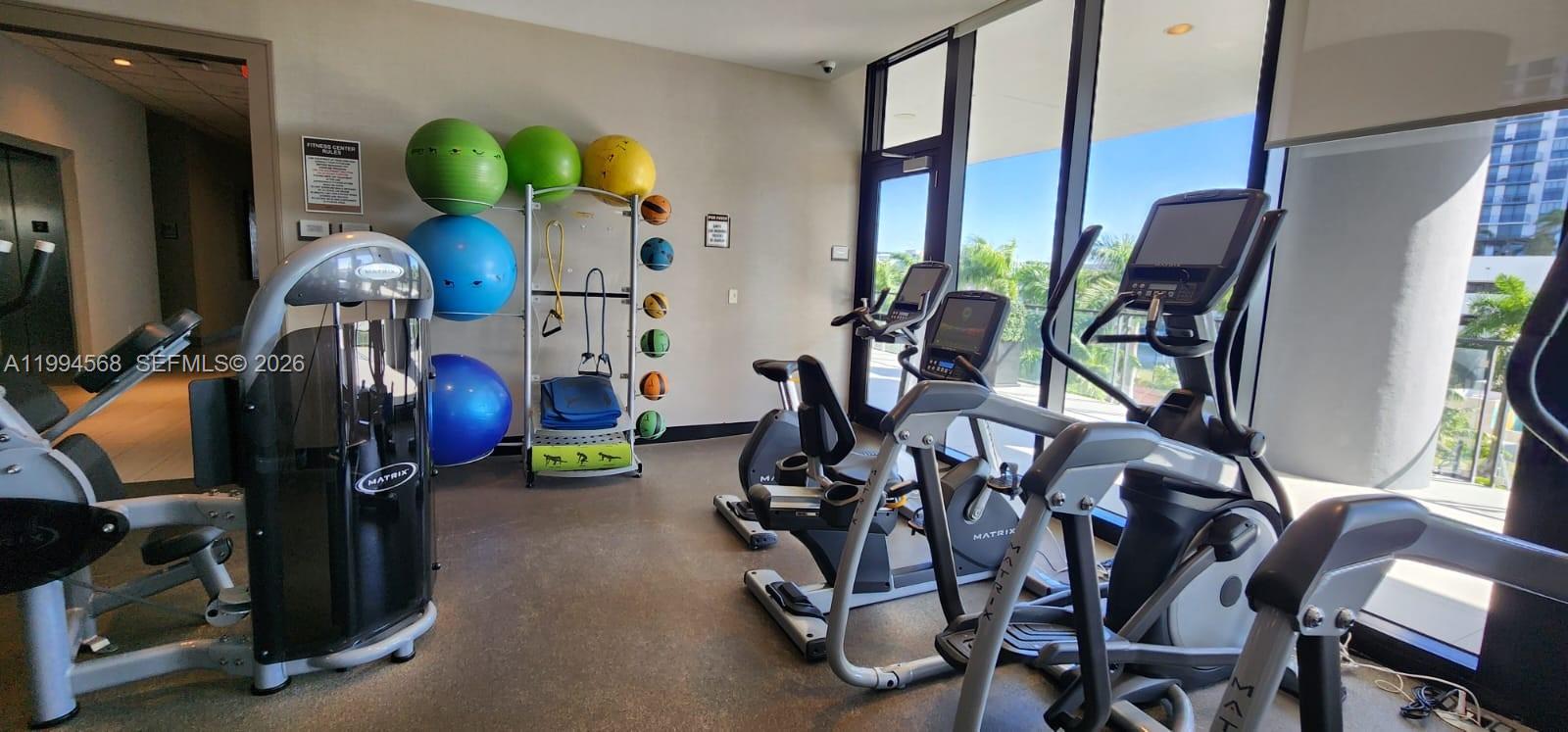 5252 PASEO CONDO - Residential Lease