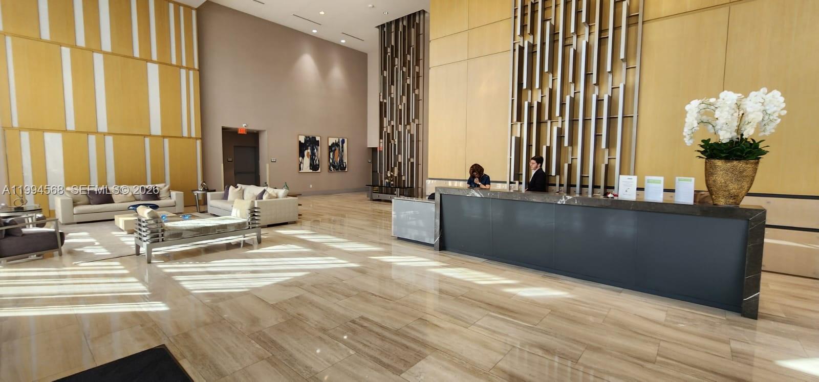 5252 PASEO CONDO - Residential Lease