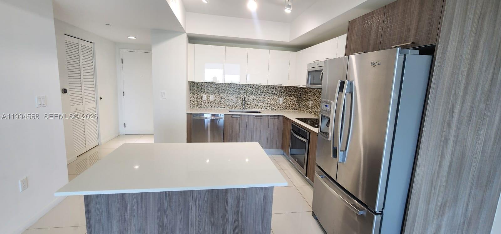 5252 PASEO CONDO - Residential Lease