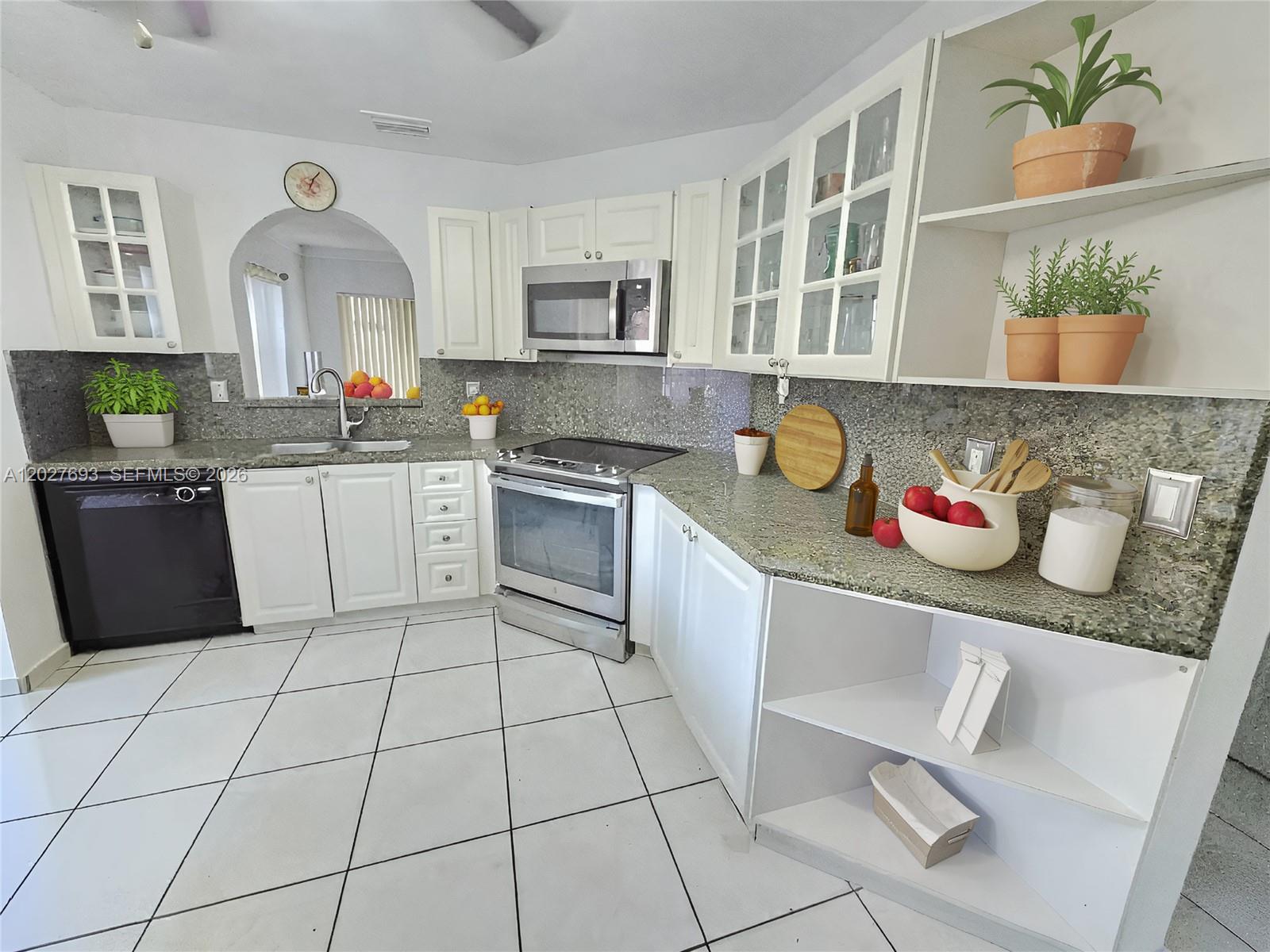 7255 NW 173rd Dr 801-8