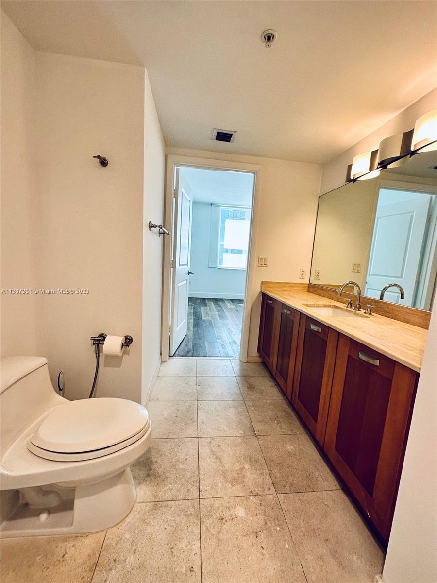 SOLARIS AT BRICKELL BAY C - Residential Lease