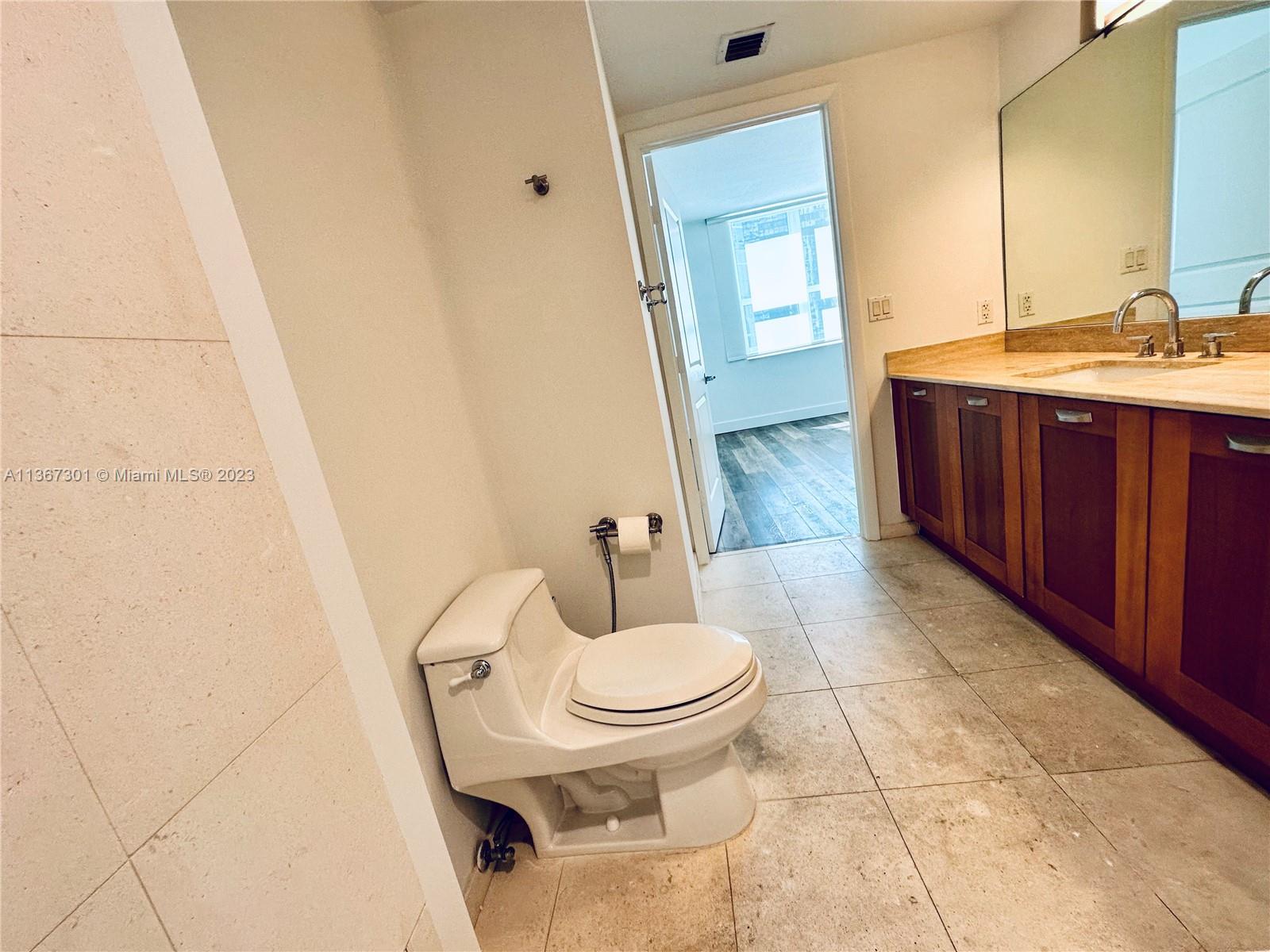 SOLARIS AT BRICKELL BAY C - Residential Lease