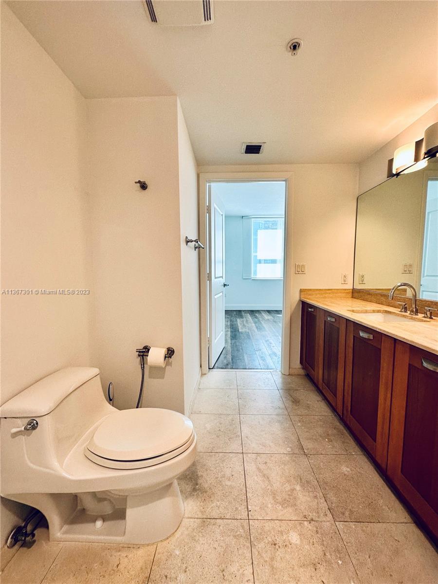 SOLARIS AT BRICKELL BAY C - Residential Lease