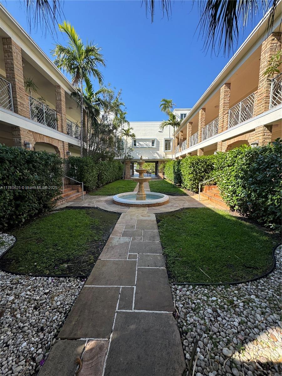 NORMANDY SHORES APTS COND - Residential