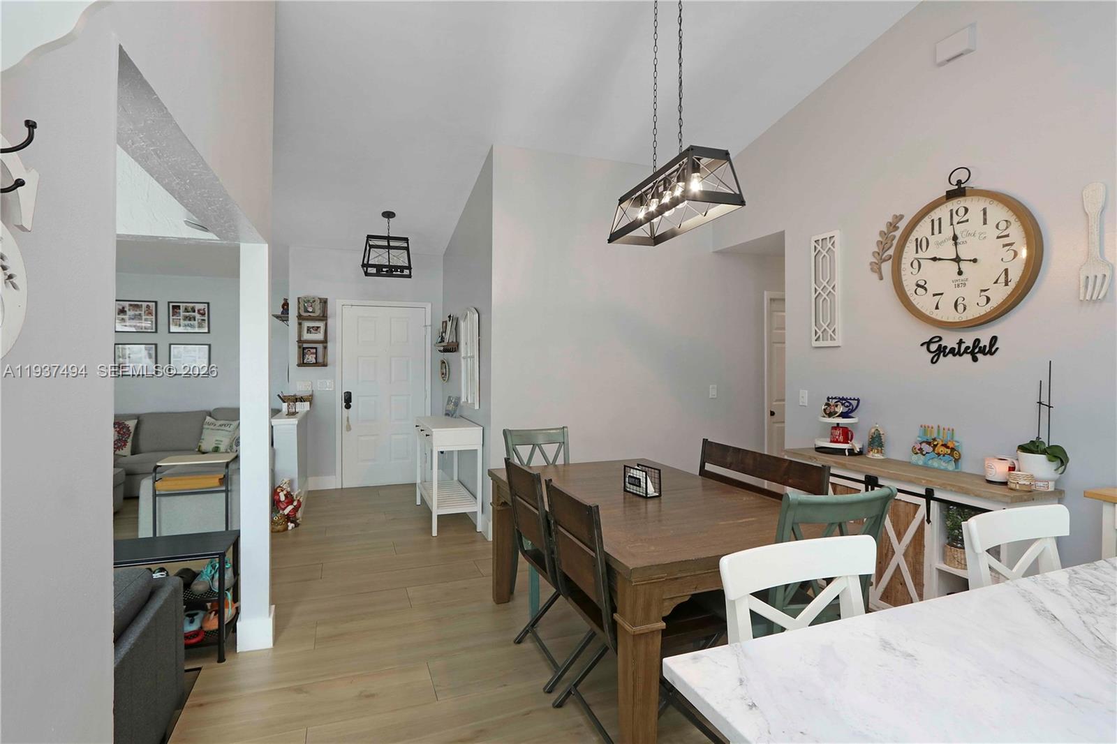 FALCONS LEA - Residential