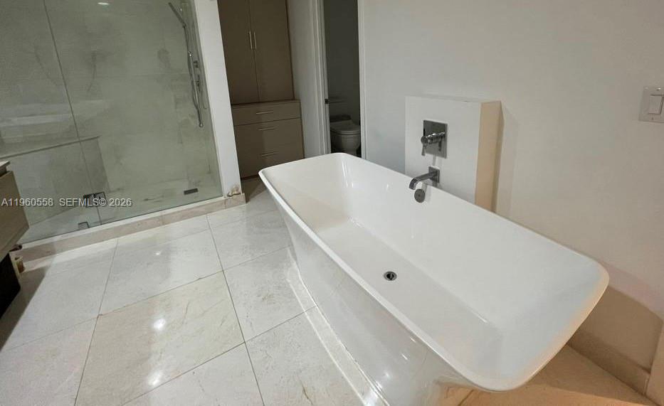 MARINA PALMS RESIDENCES N - Residential