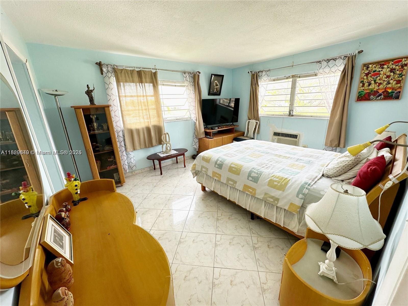 17001 NE 13th Ave 202